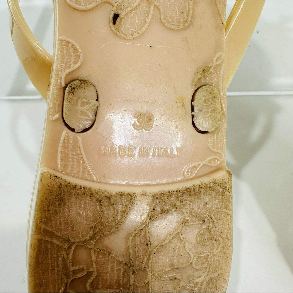 Italian Cream Jelly Sandals Gold Stud Embellished Size 9 - Picture 5 of 12